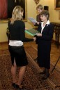 Britská velvyslankyně J.E. Linda Duffield slavnostně předala diplomy absolventům Programu EDIE za rok 2008