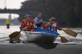 Vodácký závod Napříč Prahou – přes tři jezy 2011 (foto Michal Fořtík)